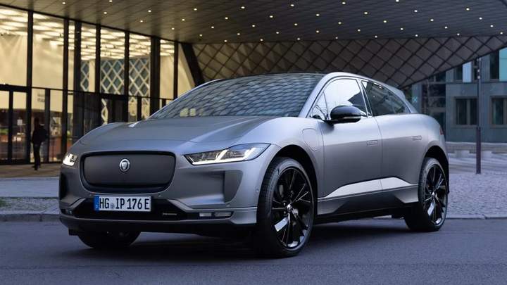 Jaguar готується до повного переходу на електромобілі