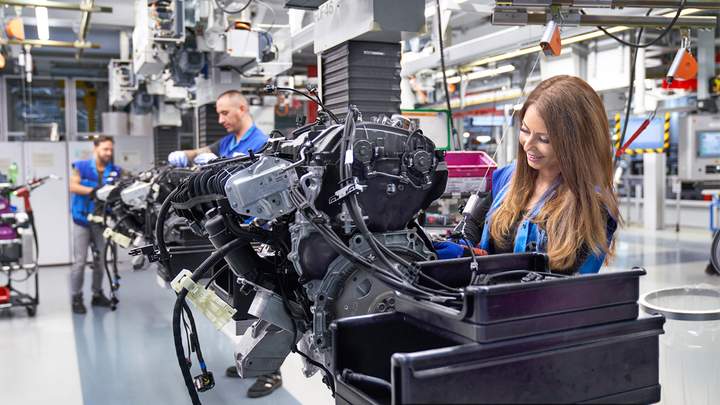 BMW суттєво нарощує виробництво і прибуток