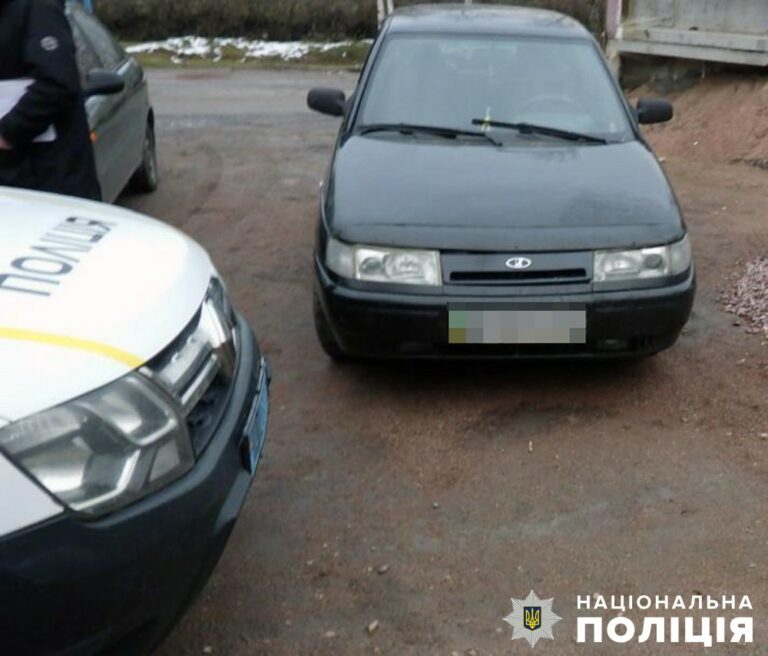 В Овручі поліцейські задокументували спробу нетверезого водія хабарем «вирішити проблему»
