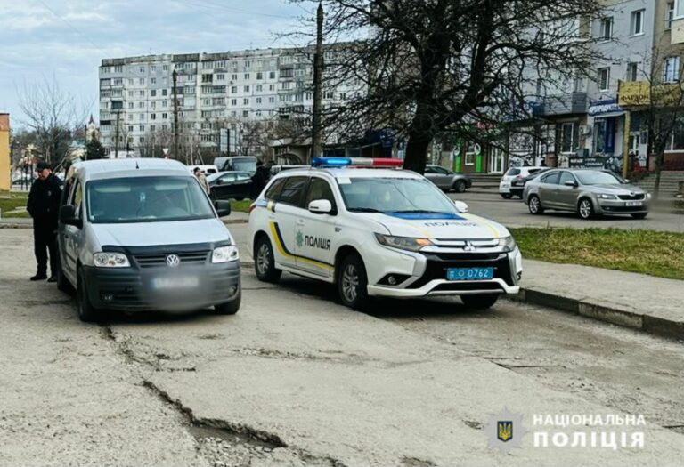 За минулу добу в автопригоді на Івано-Франківщині травмована жінка-пішохід: поліцейські з’ясовують обставини