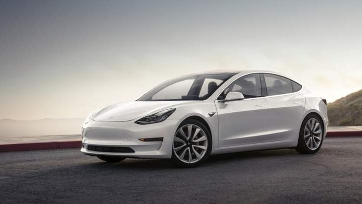 Оновлена Tesla Model 3 отримає значно більшу потужність