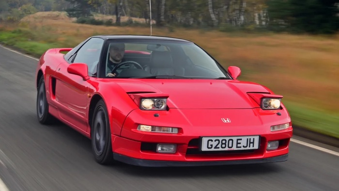 Honda NSX була створена як альтернатива європейським суперкарам / Фото: autoexpress.co.uk