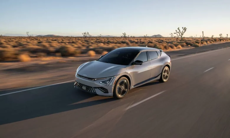 Kia EV6 2026: ціни знижено до $37 900, нові функції зарядки