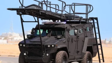 Бронеавто Robur LT-300 зі штурмовою рампою для міських операцій