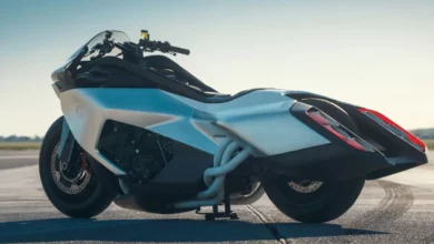 BMW Vision K18: шестициліндровий концепт-мотоцикл натхненний надзвуковою авіацією