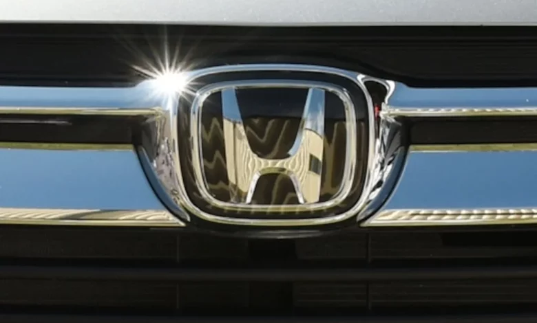 Honda відкликає понад 880 тис.
