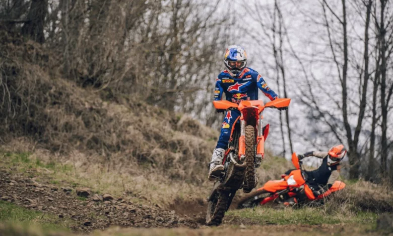 KTM представила оновлену ендуро-лінійку 2027 з сімома моделями