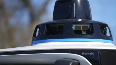Waymo відкликає майже 4 000 роботаксі через ризик заїзду в закриті зони ремонту