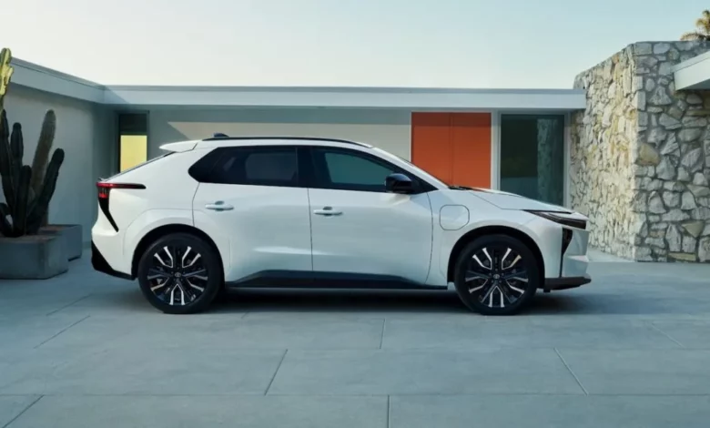 Toyota відкликає майже 21 тис.