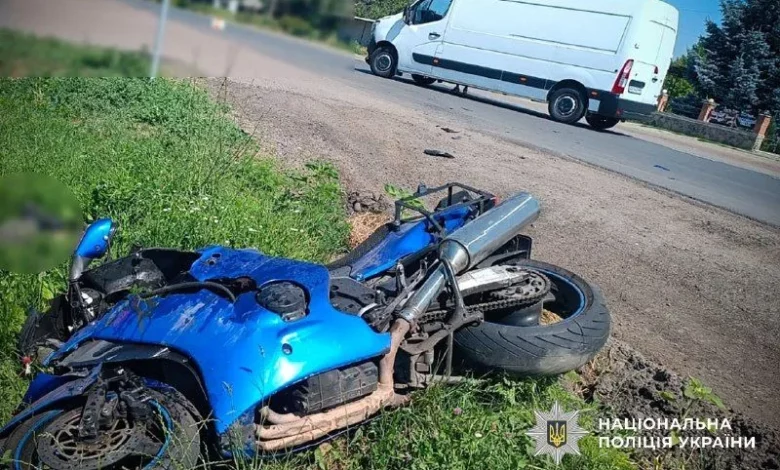 У селищі Опішня зіткнулися Renault і мотоцикл Honda: травмований мотоцикліст