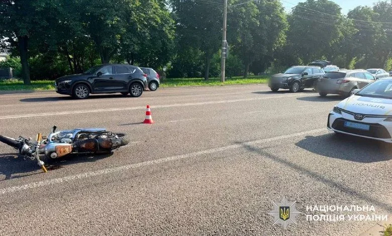 У Білій Церкві мотоцикліст на Honda загинув після зіткнення з Mitsubishi