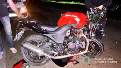 В Охтирці у ДТП за участю ВАЗ та мотоцикла Viper травмувався 16-річний водій