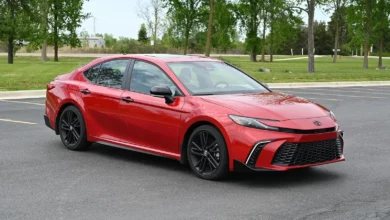 Гібридна Toyota Camry Nightshade 2026: динамічніша та економніша, ніж очікуєш