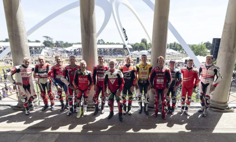 Легенди Ducati влаштували особливе балконне шоу на Goodwood до 100‑річчя марки