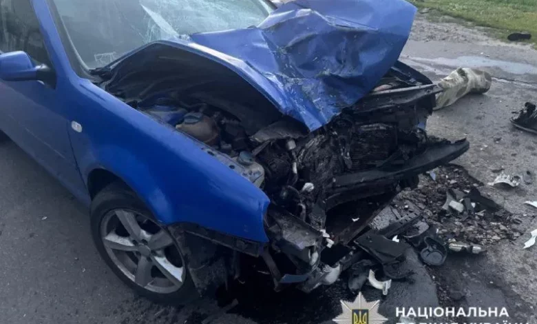 У Переяславі зіткнулися Volkswagen і мотоцикл: травмований байкер