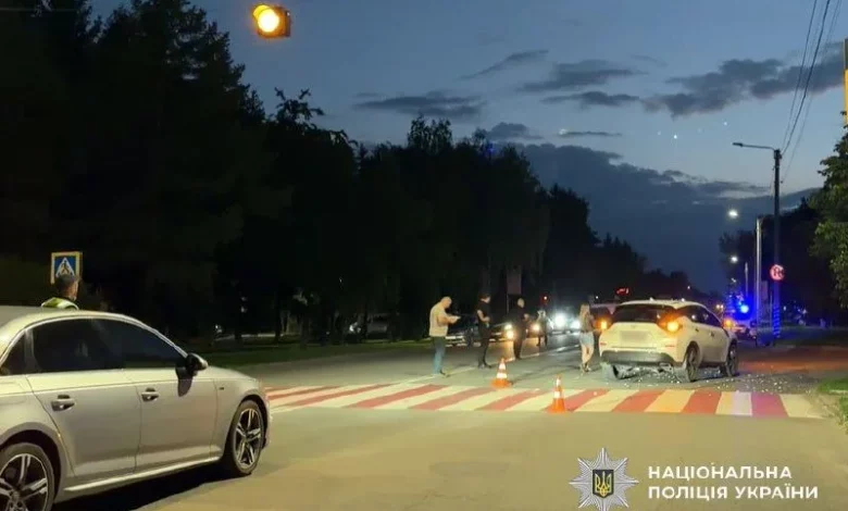 У Лубнах Nissan Murano травмував пішохідку на проспекті Володимирському