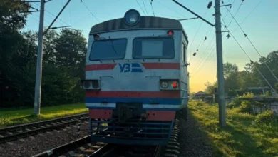 У Вишневому електропотяг смертельно травмував пішохода: поліція розслідує обставини