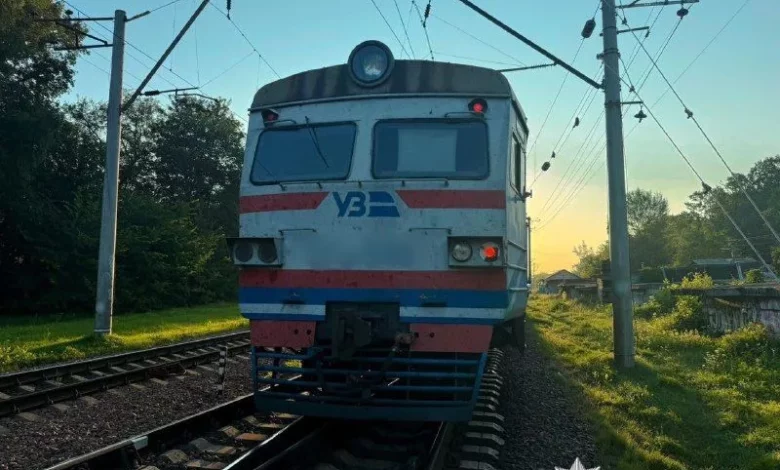 У Вишневому електропотяг смертельно травмував пішохода: поліція розслідує обставини