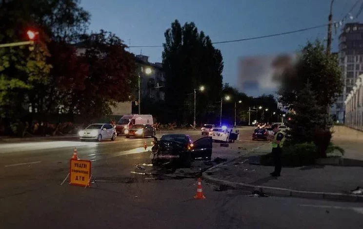 У Житомирі зіткнулися Ford і Renault: травмовано двох водіїв