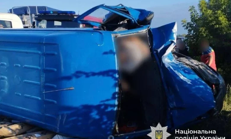 Смертельна лобова ДТП за участю Mercedes Sprinter та Renault Megane на об’їзній Немирова