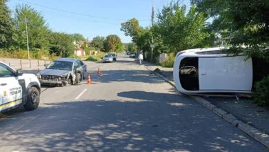 Поліція розслідує дві ДТП з потерпілими у Вінниці та районі