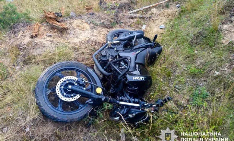 На Березнівщині в ДТП загинув 15-річний пасажир мотоцикла без шолома