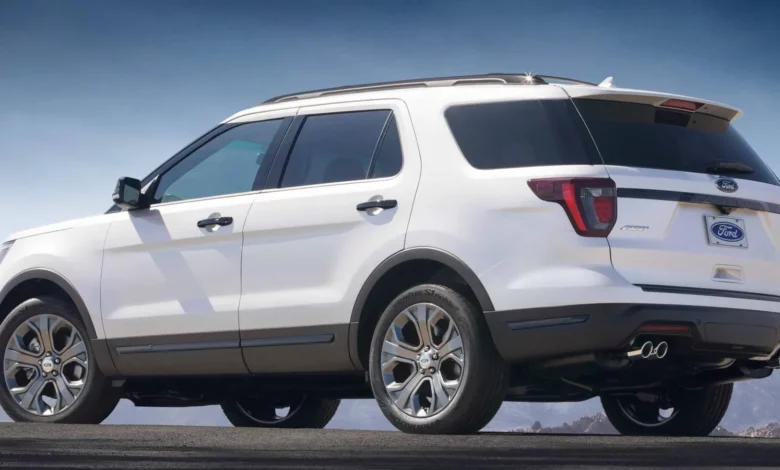 Ford знову відкликає понад 288 тисяч Explorer через можливий дефект рейлінгів даху