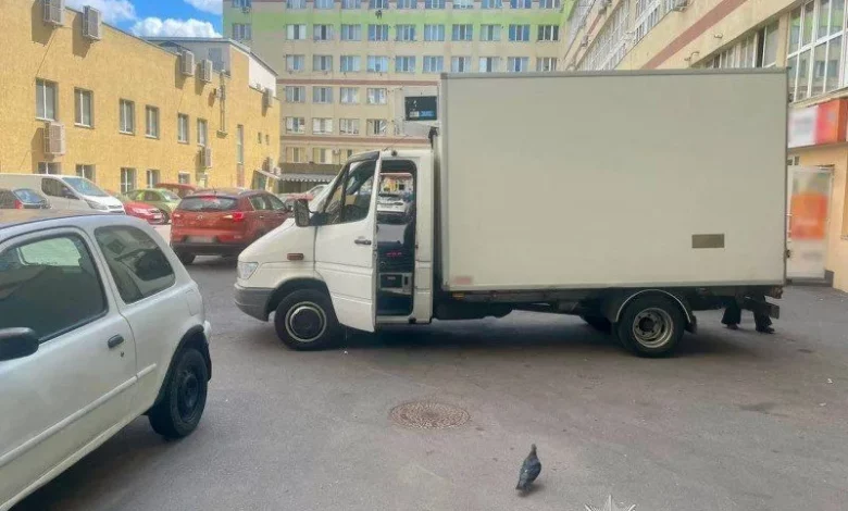 У Вінниці вантажний Mercedes-Benz Sprinter травмував пенсіонерку