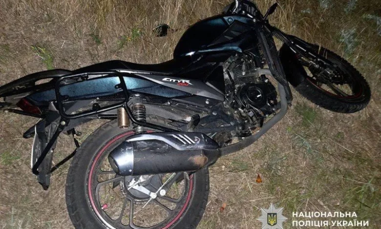 На Полтавщині слідчі з’ясовують обставини ДТП з 15-річним мотоциклістом