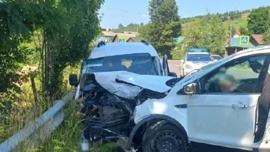 На Рахівщині зіткнулися Ford і Volkswagen: травмовано сімох людей, серед них двоє дітей