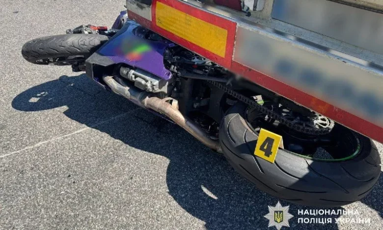 У Черкасах на Смілянському шосе загинув мотоцикліст у ДТП з вантажівкою DAF