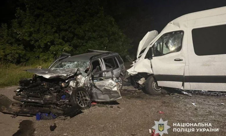 На трасі Полтава–Олександрія травмовано водія Volkswagen у ДТП з мікроавтобусом
