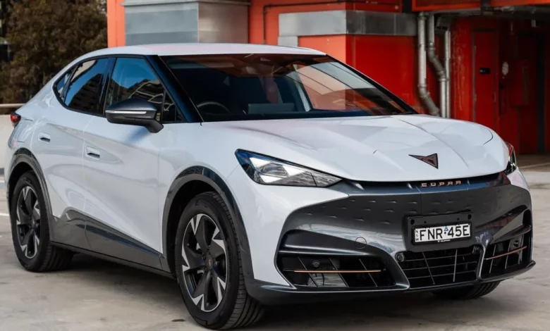 В Австралії відкликали електрокросовер Cupra Tavascan через дальнє світло