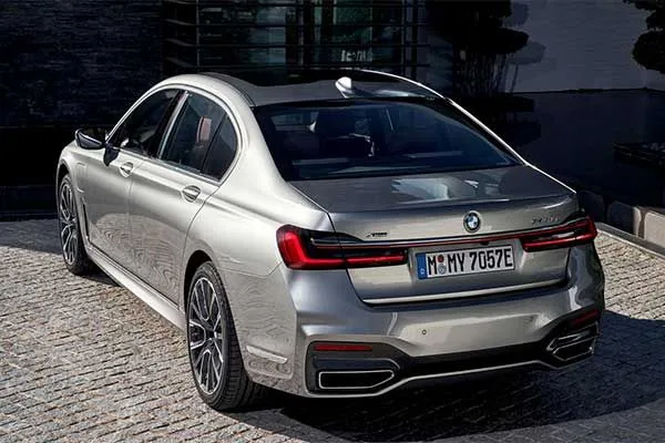 BMW відкликає понад 189 тисяч седанів через ризик займання