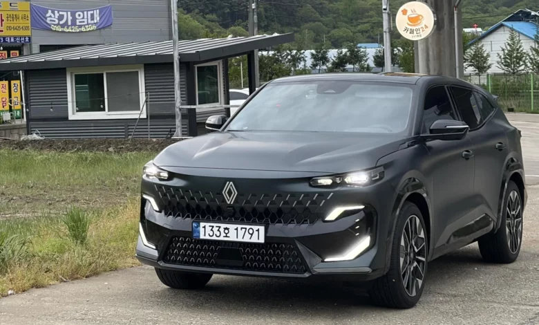 Тест Renault Filante: великий гібридний кросовер з неочікувано низькою витратою пального