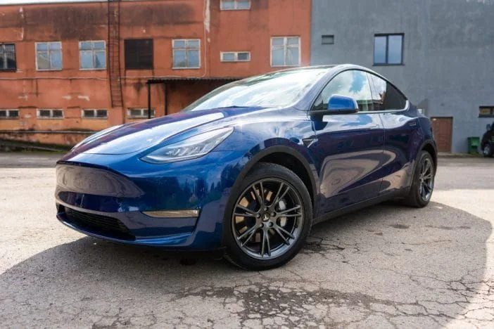 Tesla відкликає 19 кросоверів Model Y 2026 року через ризик відмови підвіски