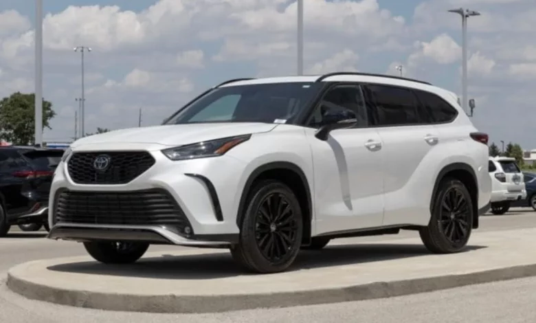 Toyota відкликає 617 кросоверів Toyota та Lexus через ризик втрати кермування