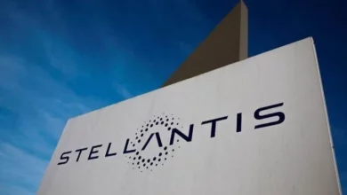 Stellantis у жовтні зупинить кілька заводів у Франції через брак батарей
