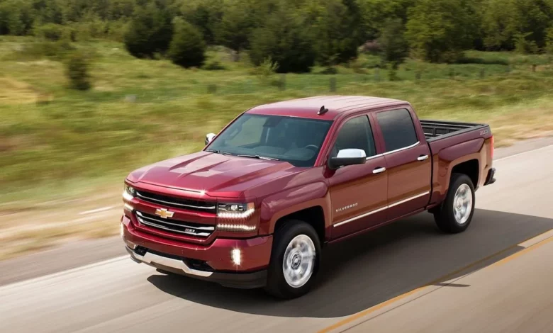 GM відкликає пікапи Chevrolet Silverado та GMC Sierra через ризик розриву подушок безпеки
