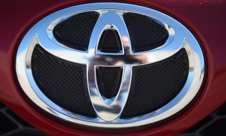 Toyota відкликає понад 30 тис.