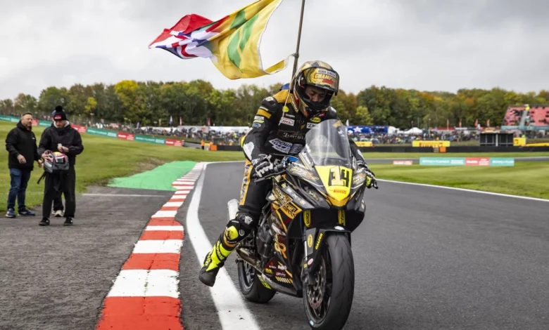 Suzuki GSX-8R вдруге поспіль виграє британський чемпіонат спортбайків